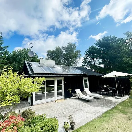 別荘 Unpretentious Idyll On Nature-rich Sjaellands Odde Tjørneholm