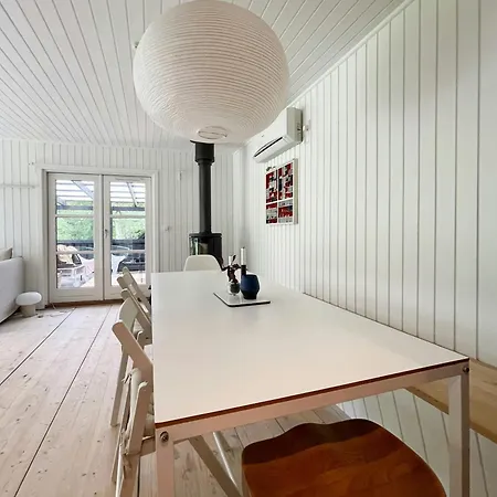 別荘 Unpretentious Idyll On Nature-rich Sjaellands Odde