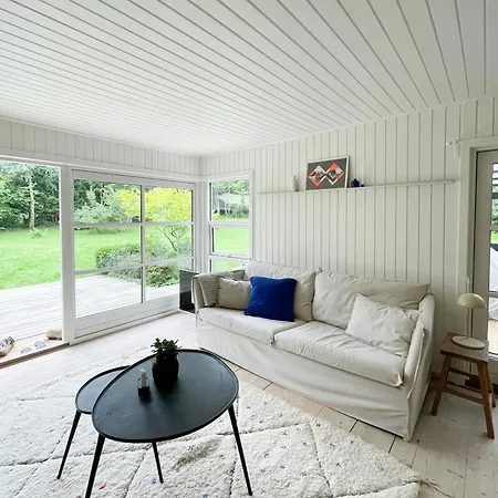 Unpretentious Idyll On Nature-rich Sjaellands Odde Feriehus *